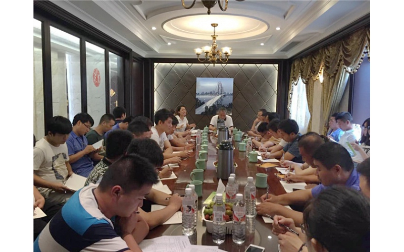 2015年度先進(jìn)表彰會議在東陽王村召開